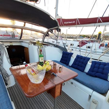 Yacht Oceanis Clipper Ξενοδοχείο Las Galletas Εξωτερικό φωτογραφία